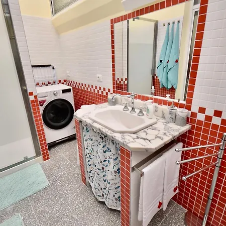 Apartment De Angelis House By Wonderful Italy Sanremo